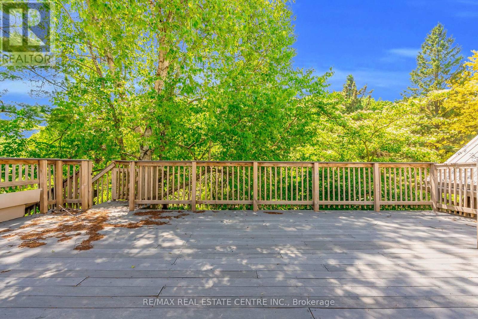 1560 Elgin Road Property Photo 30