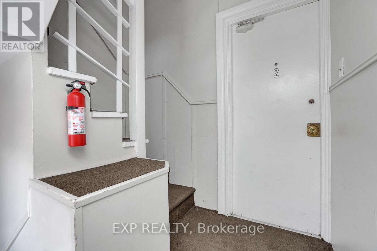127 Osgoode Street Property Photo 22