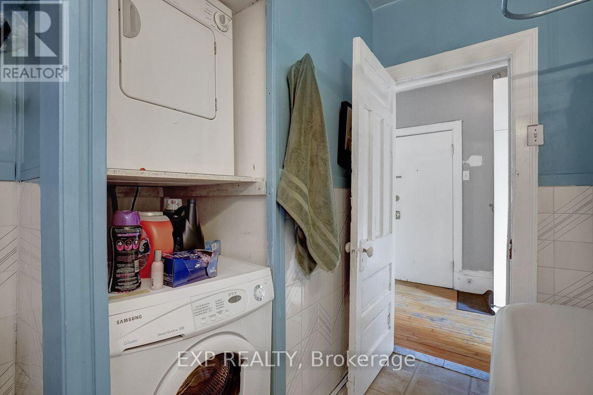 127 Osgoode Street Property Photo 35