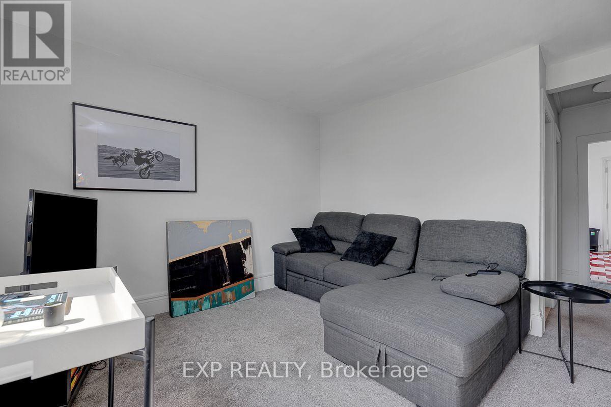 127 Osgoode Street Property Photo 40