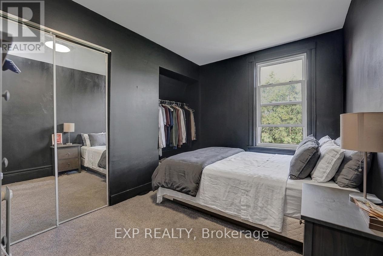 127 Osgoode Street Property Photo 42