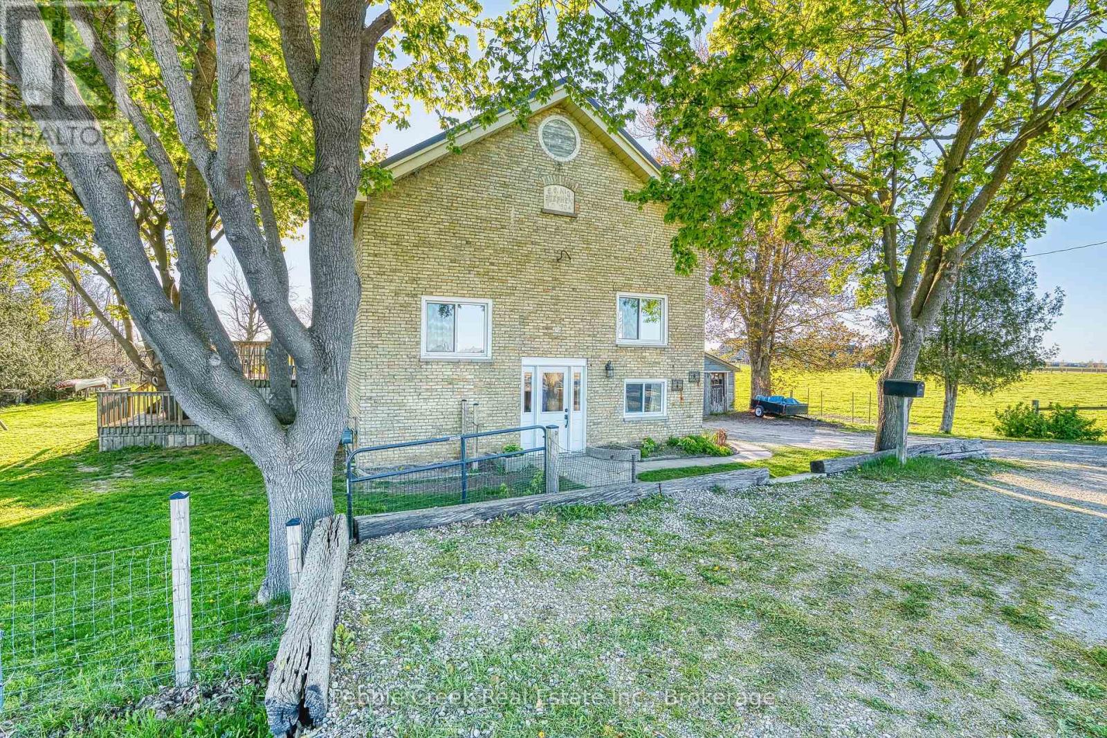 70725 Airport Line Property Photo 1
