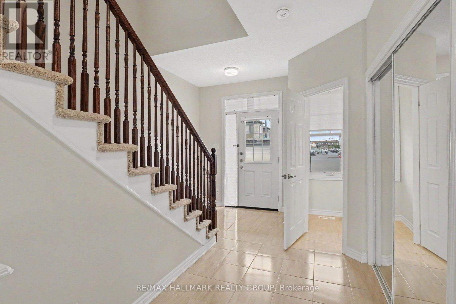 240 Sweetvalley Drive Property Photo 4