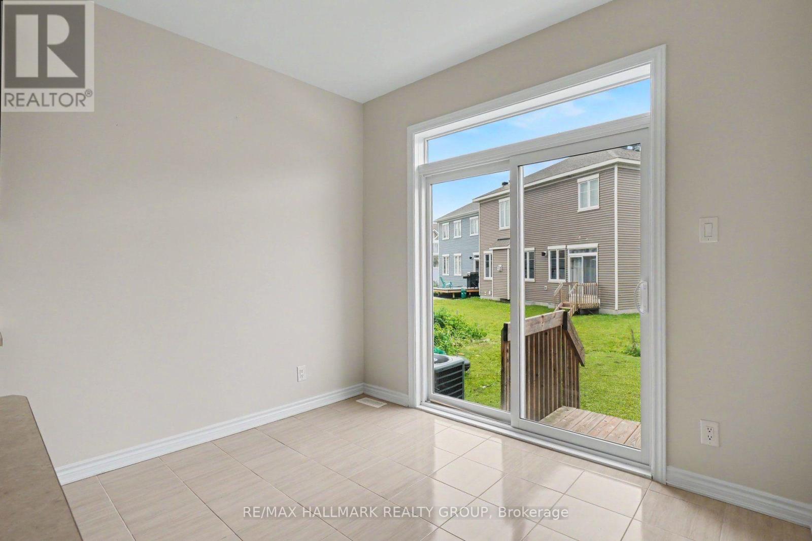 240 Sweetvalley Drive Property Photo 15