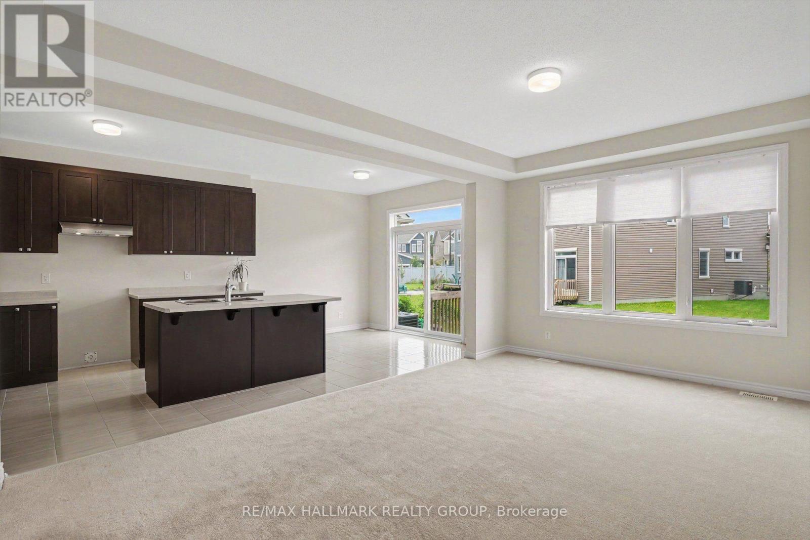 240 Sweetvalley Drive Property Photo 17