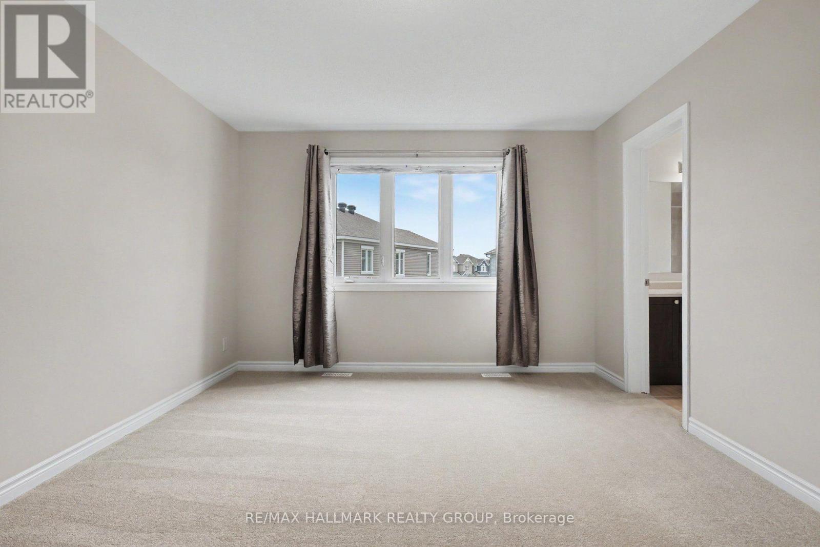 240 Sweetvalley Drive Property Photo 20