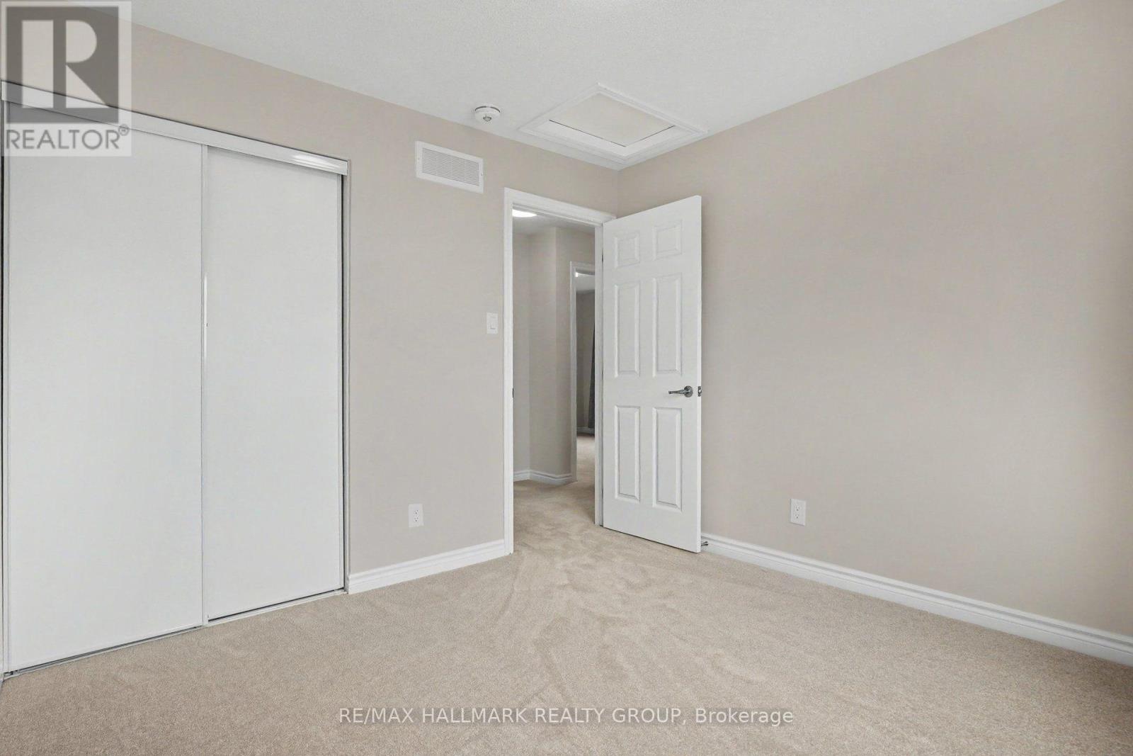240 Sweetvalley Drive Property Photo 26
