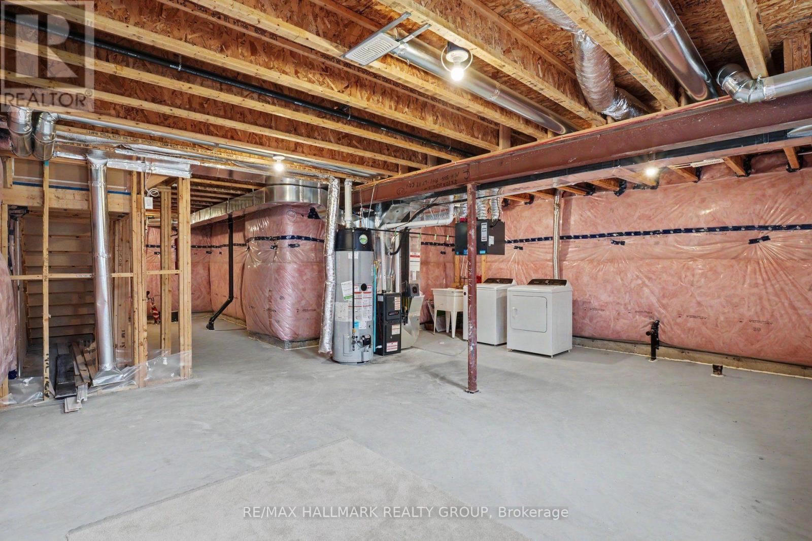 240 Sweetvalley Drive Property Photo 32