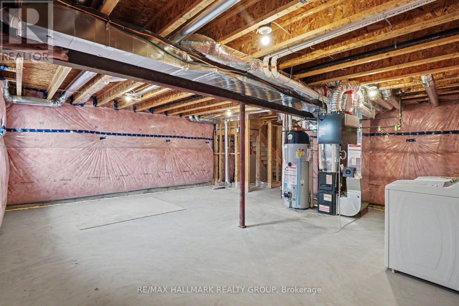 240 Sweetvalley Drive Property Photo 33