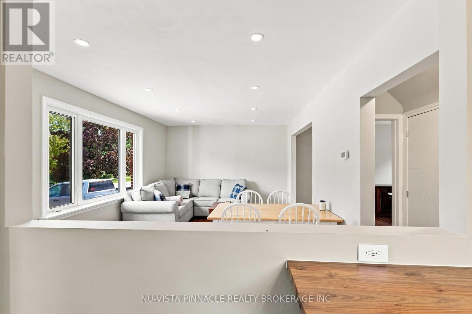 442 Grandview Avenue Property Photo 11