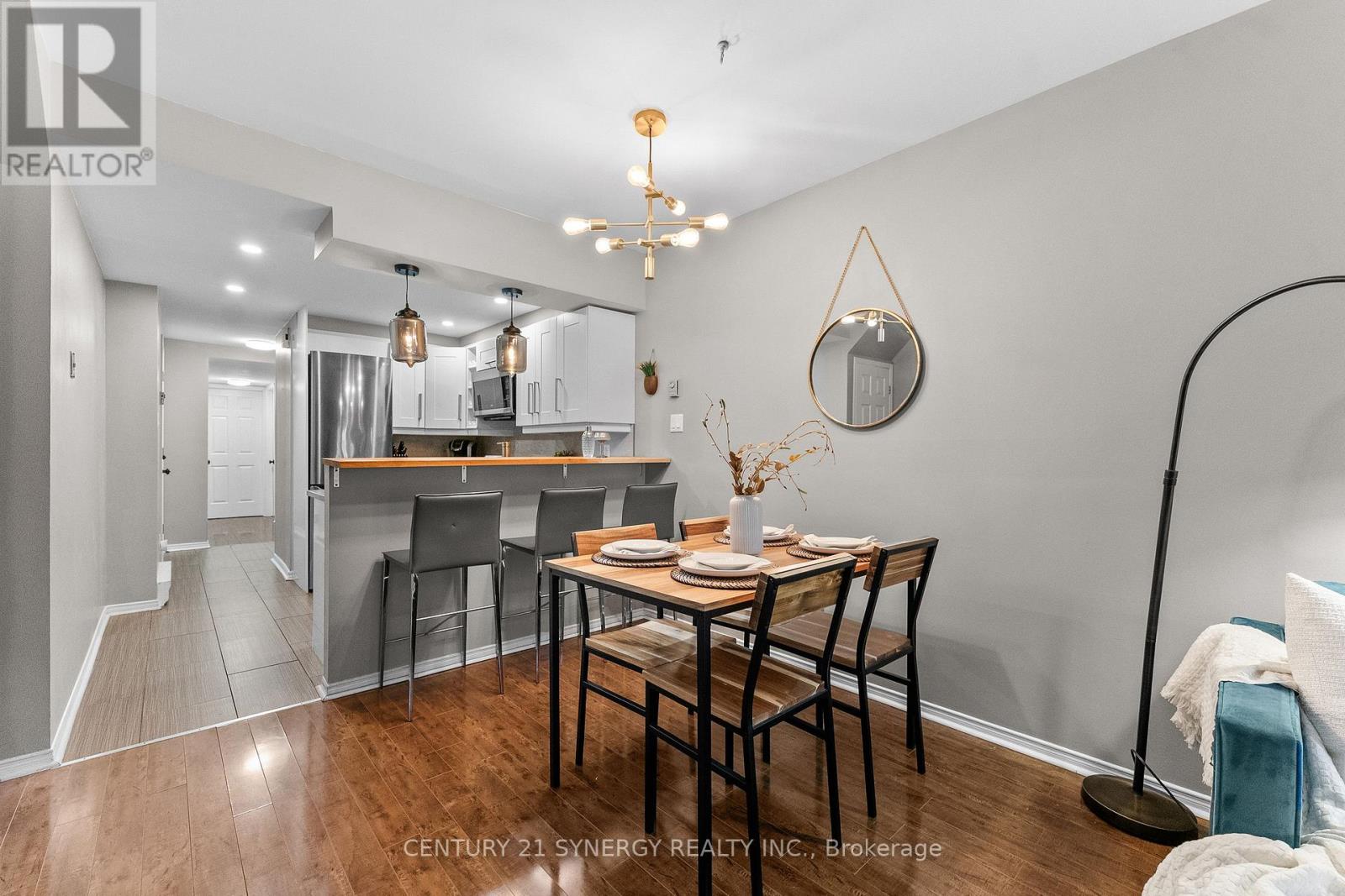 5 - 2 Columbus Avenue Property Photo 8