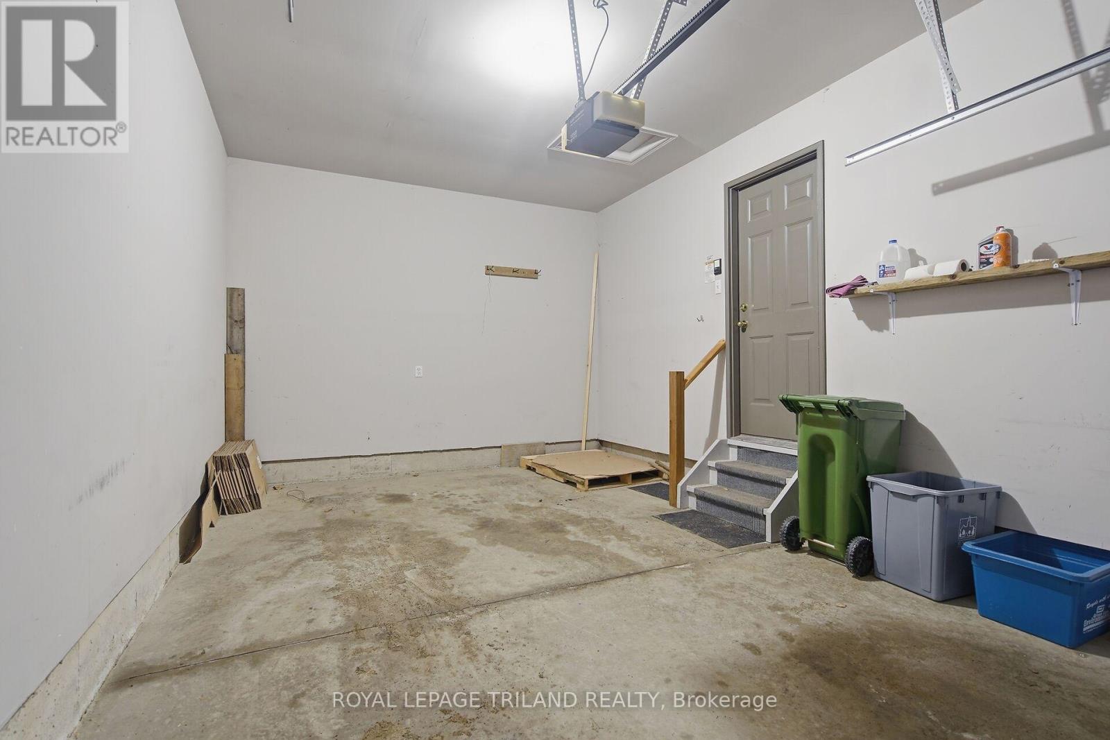 10 - 20 Windemere Place Property Photo 25