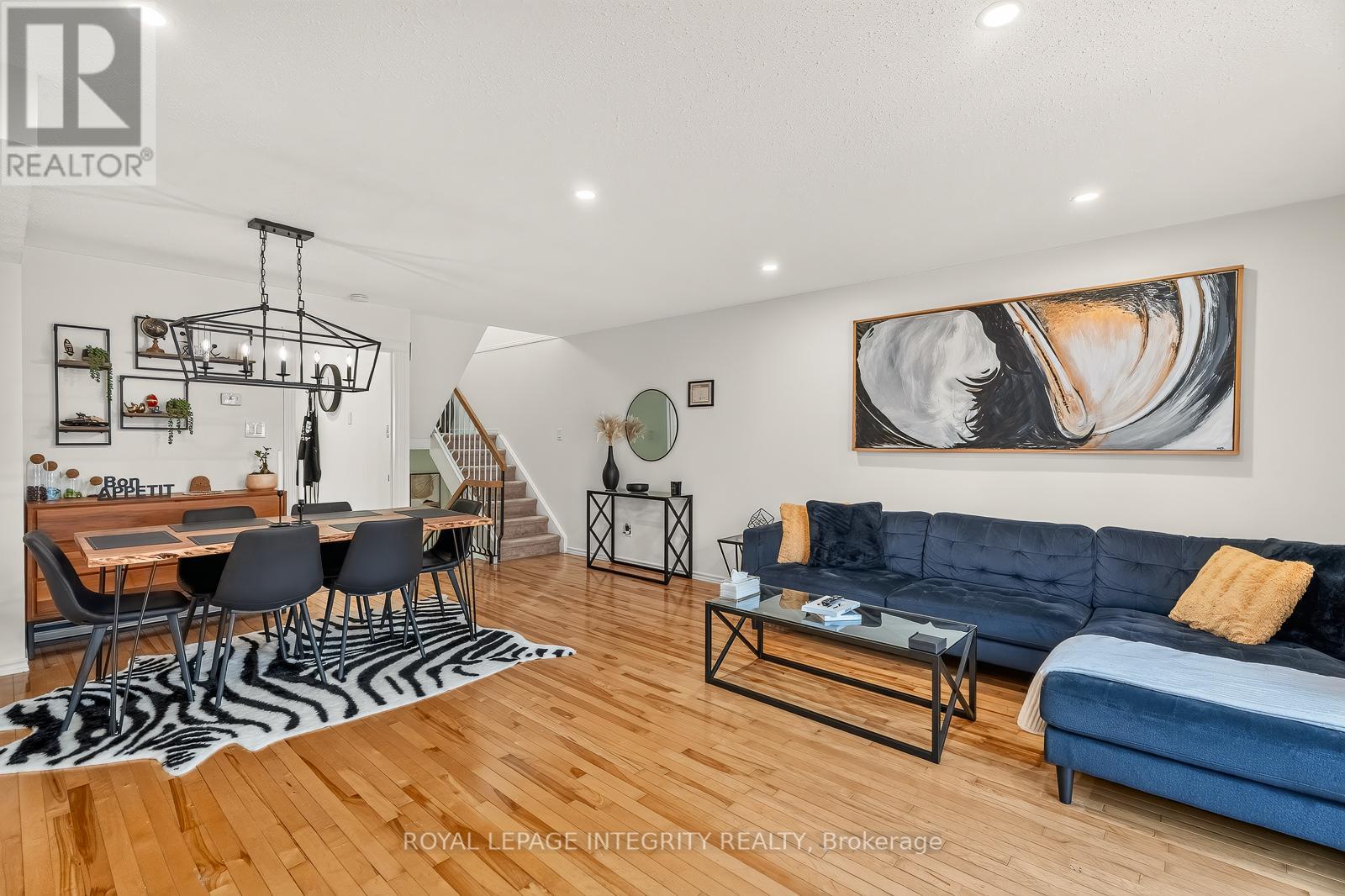 16 Stamford Private Property Photo 12
