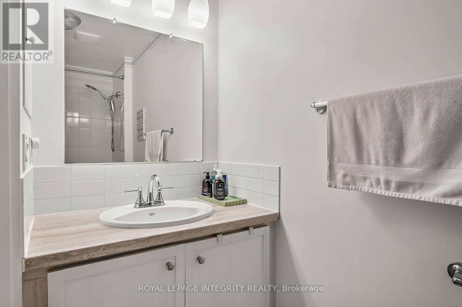 16 Stamford Private Property Photo 26