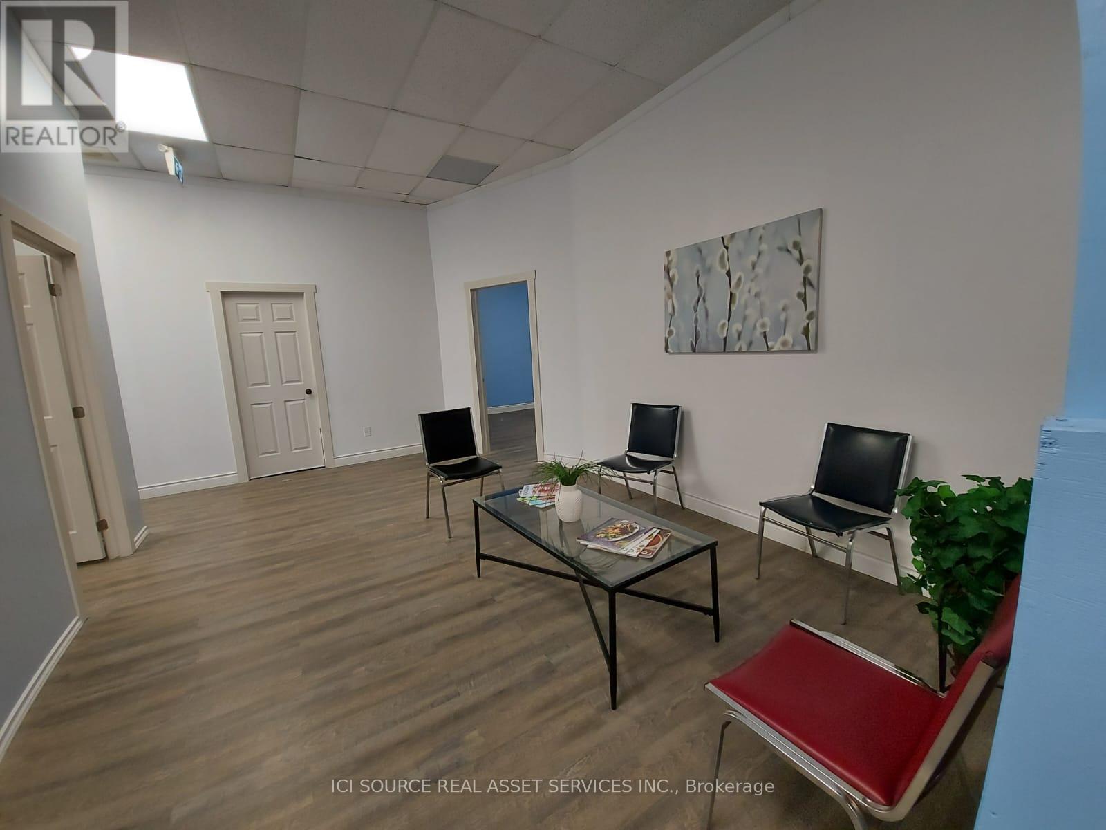 8424 Wyandotte Street E Property Photo 15