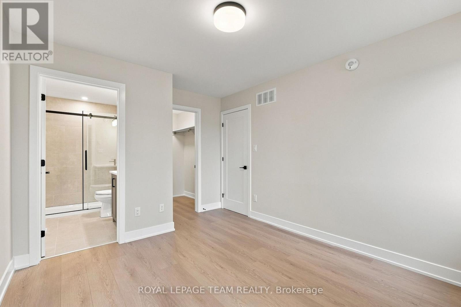 52 Whitcomb Crescent Property Photo 25