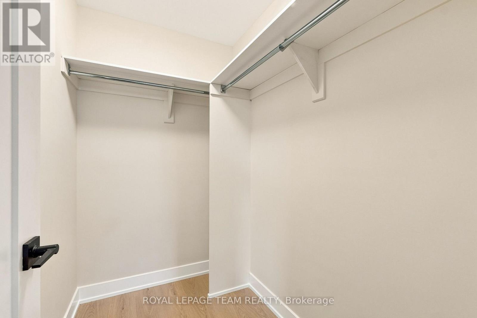 52 Whitcomb Crescent Property Photo 26