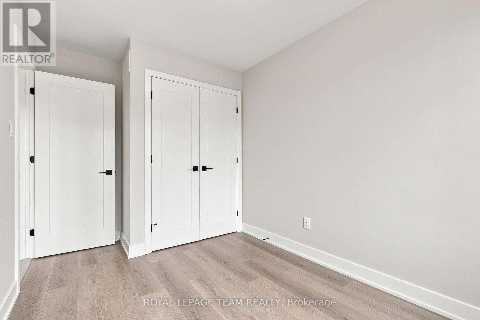 52 Whitcomb Crescent Property Photo 29