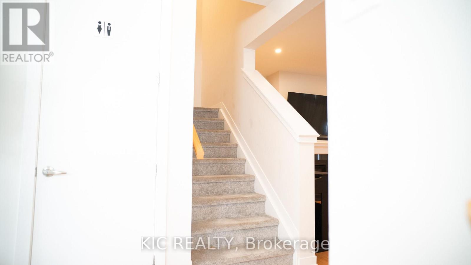 352 Appalachian Circle Property Photo 4