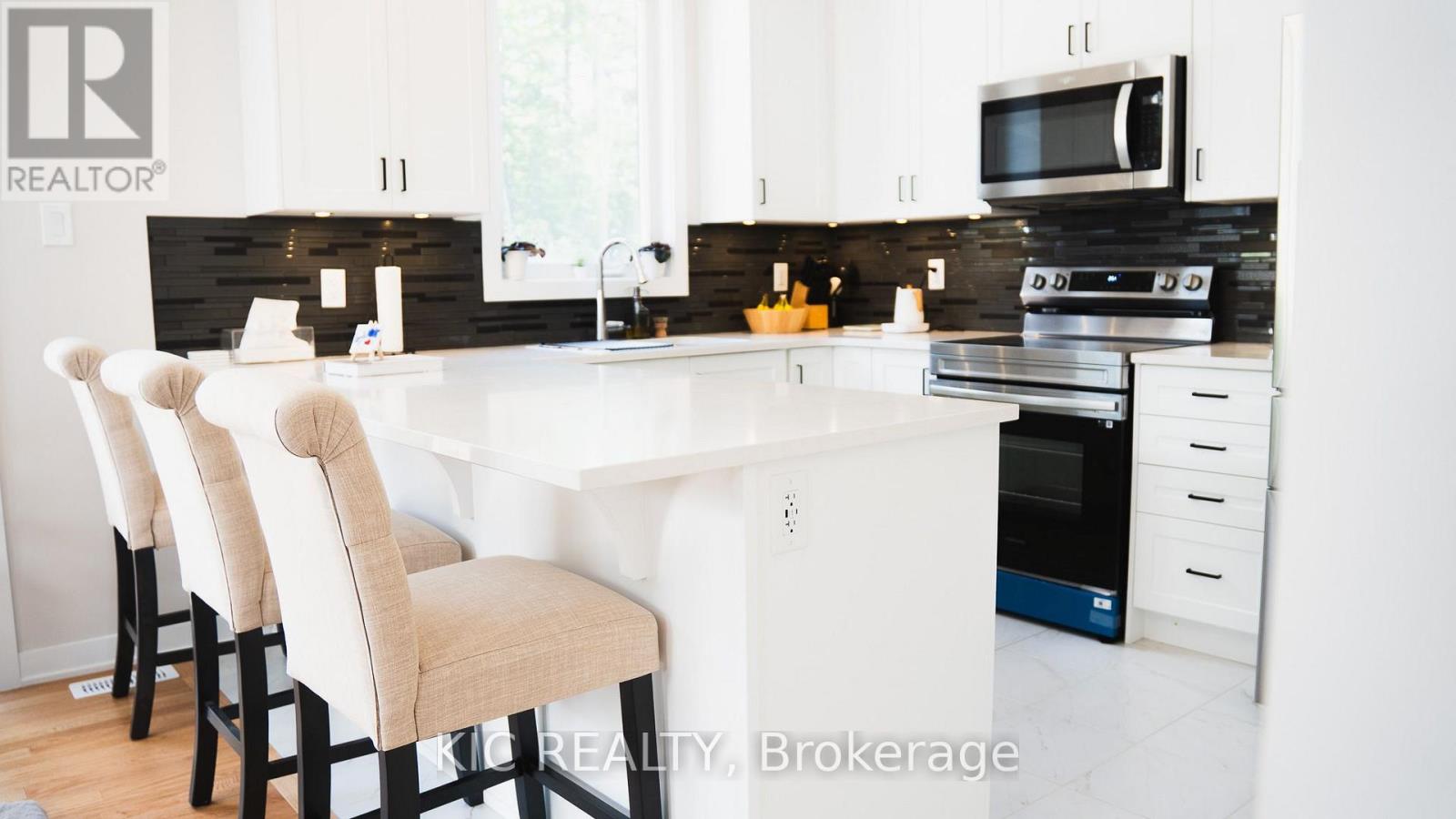 352 Appalachian Circle Property Photo 13