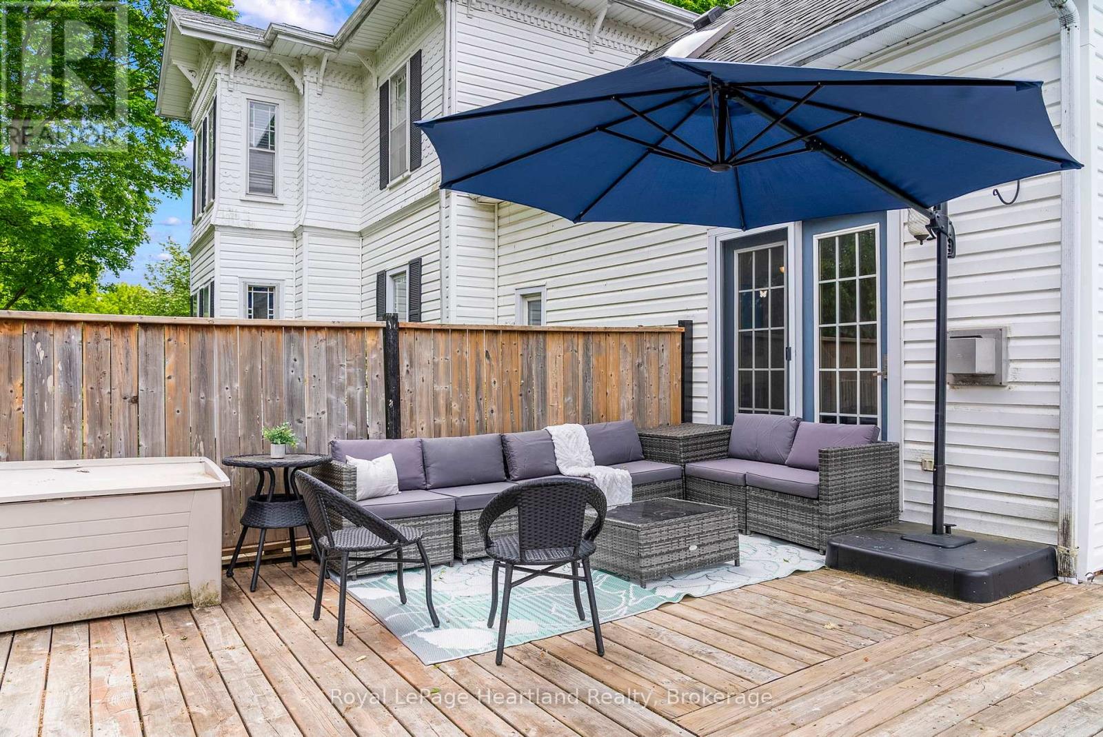 1047 Gibson Street Property Photo 5