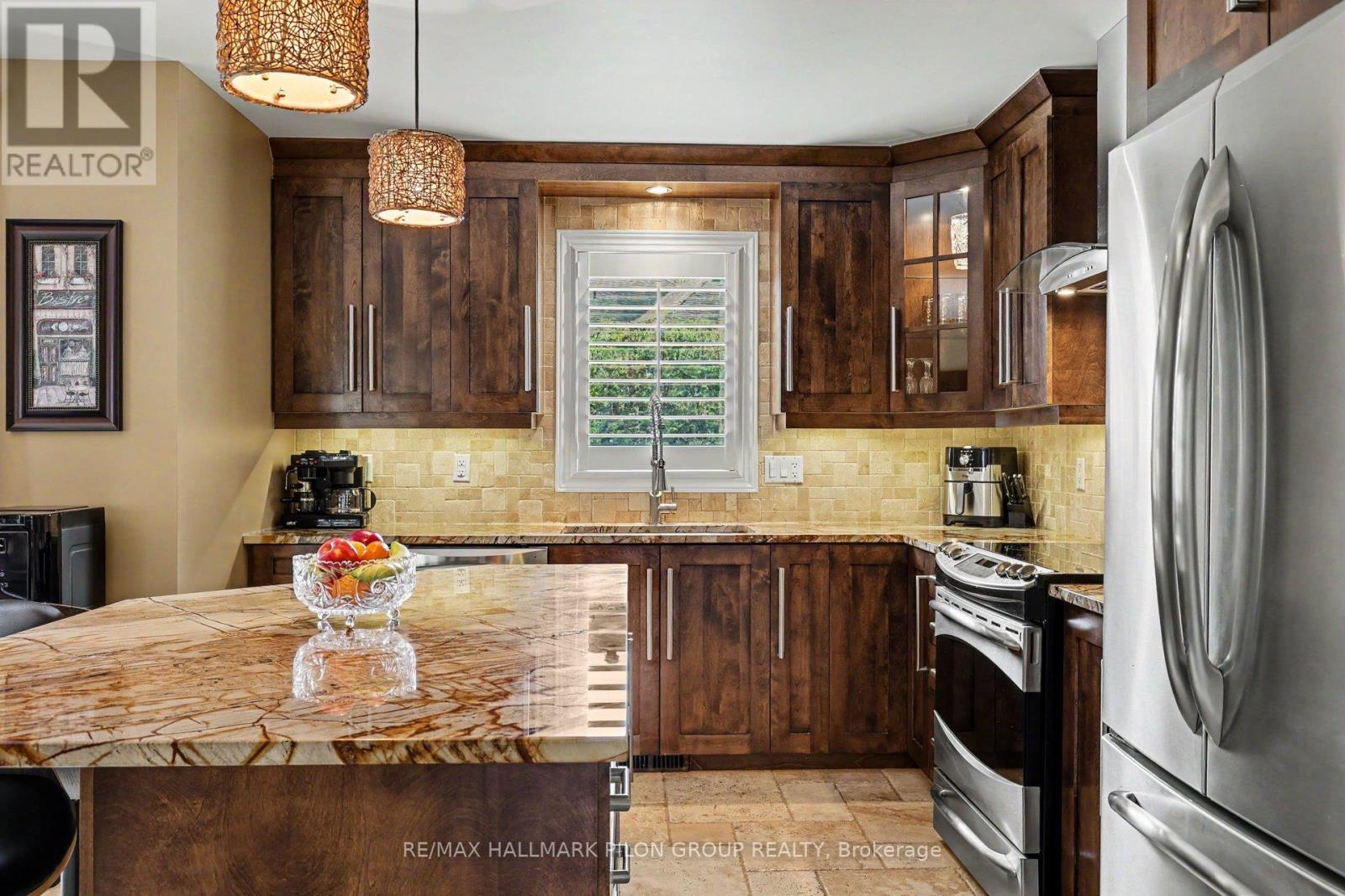 26 Honore Crescent Property Photo 6
