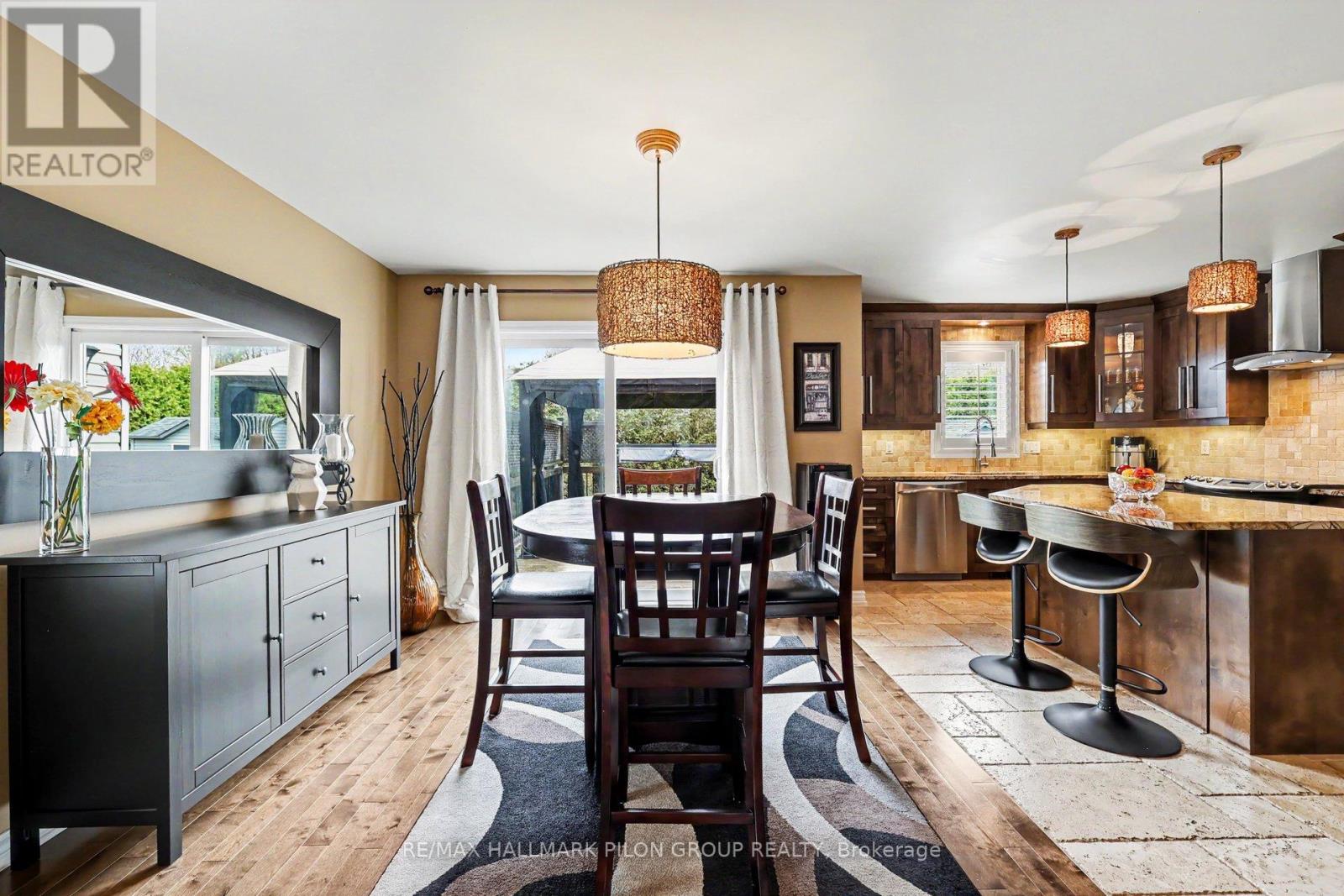 26 Honore Crescent Property Photo 8