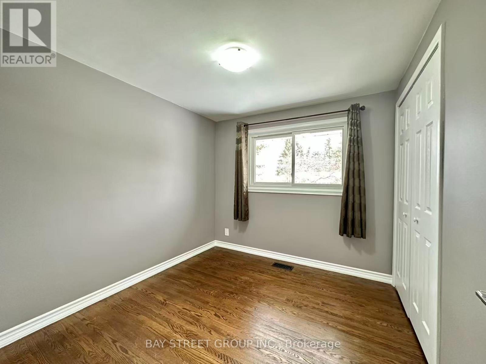 49 Howland Drive Property Photo 7