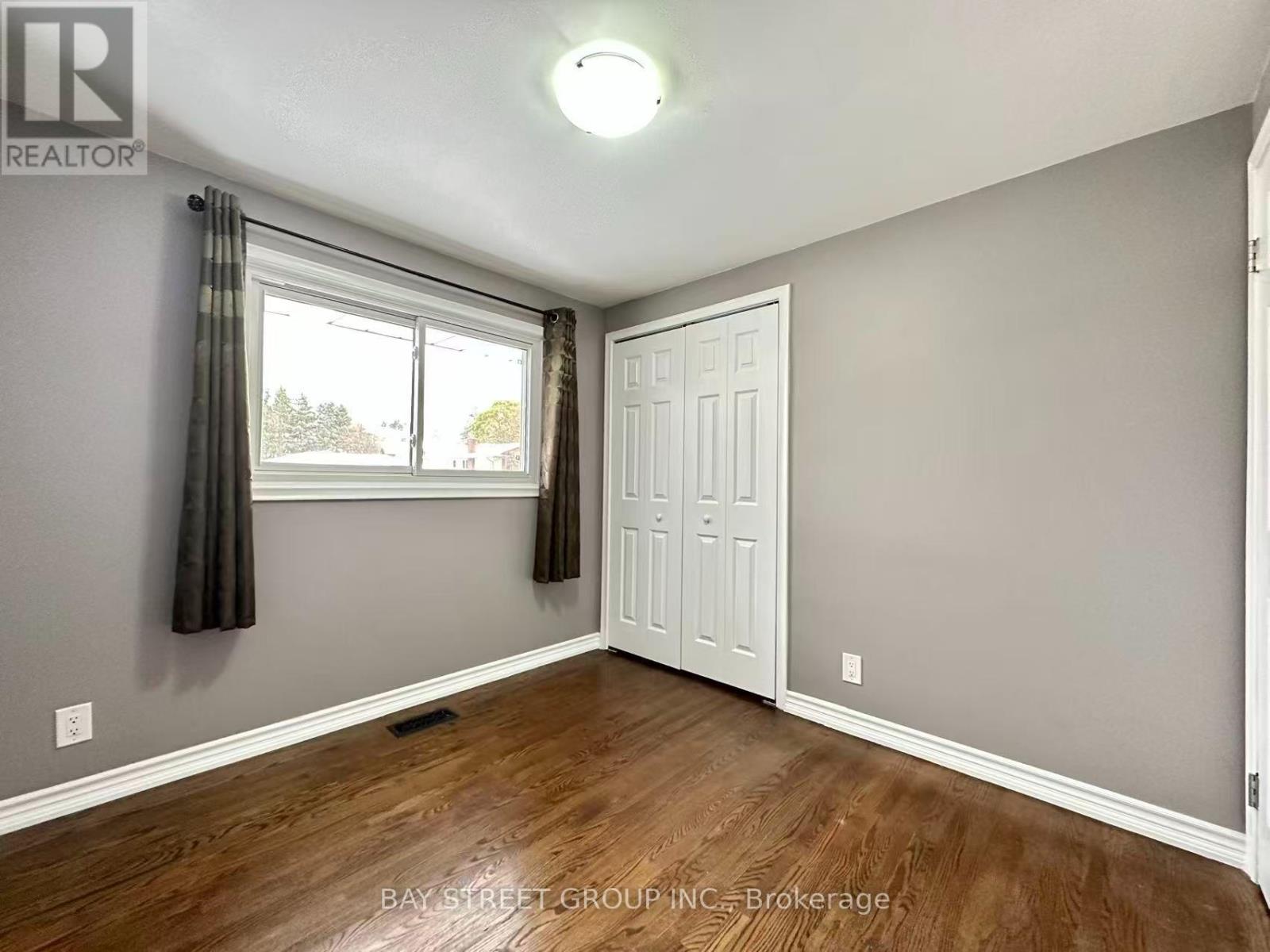 49 Howland Drive Property Photo 8