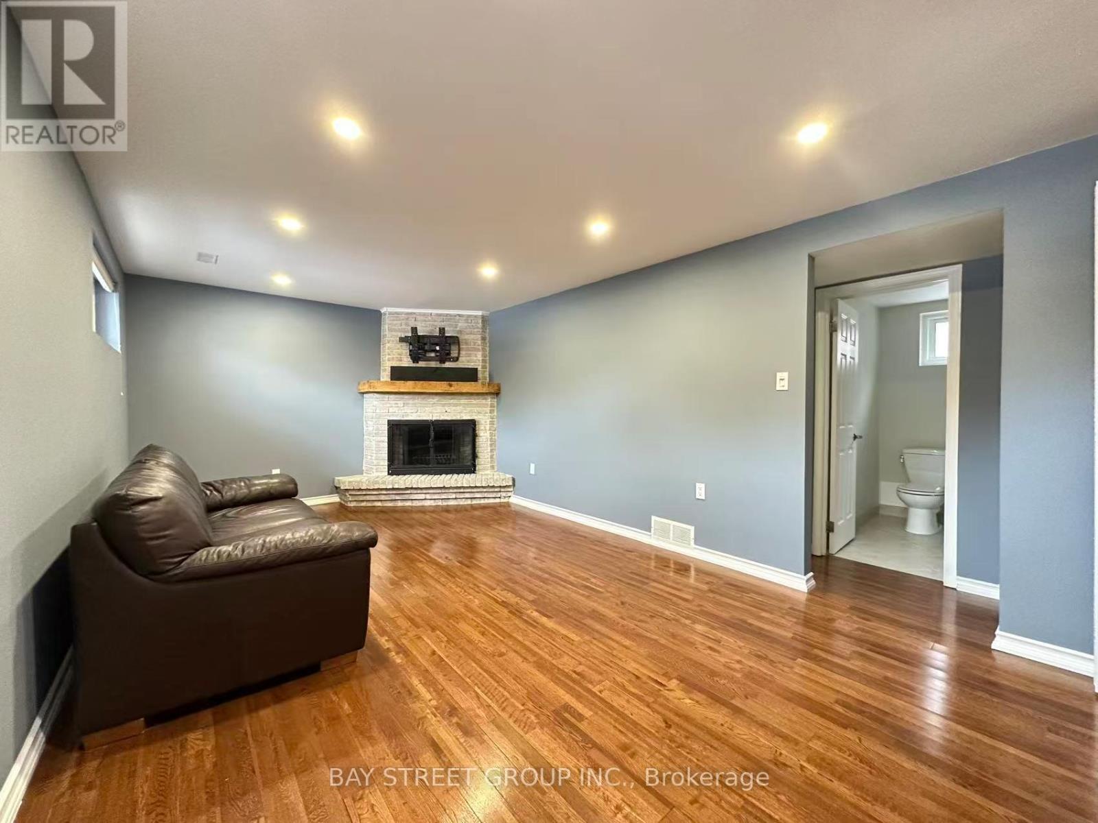 49 Howland Drive Property Photo 13