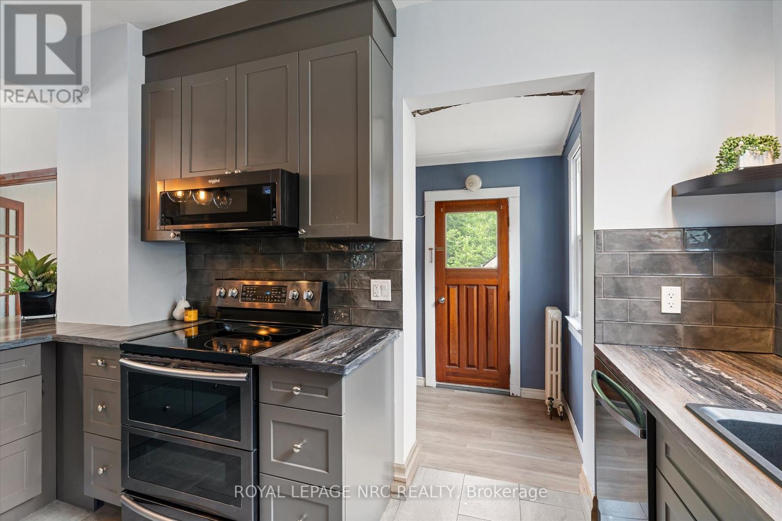 167 Pleasant Avenue Property Photo 18