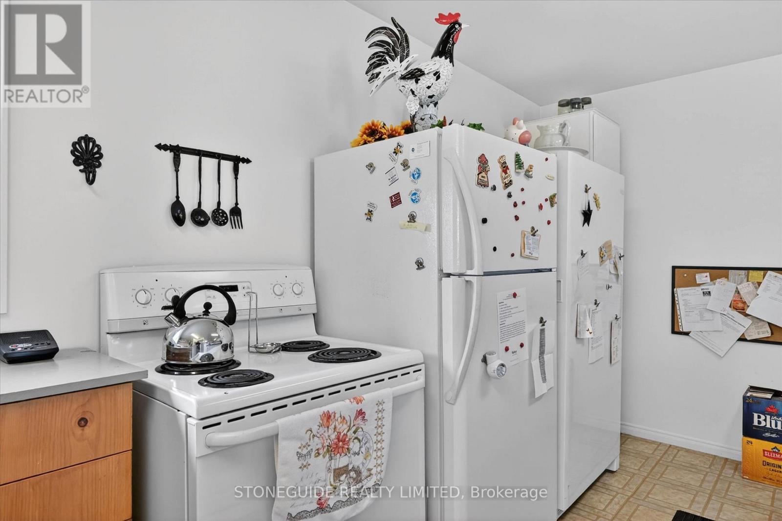 2136 Sixteenth Line Property Photo 29