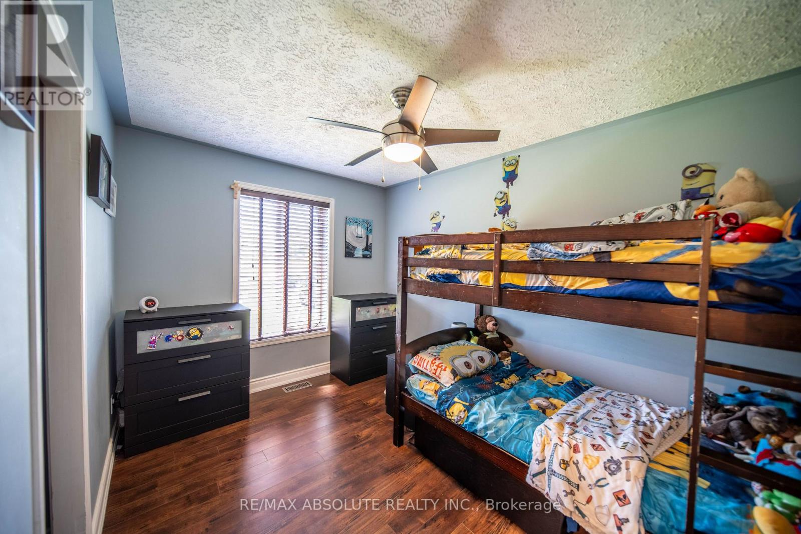 38 Duchesse Crescent Property Photo 17