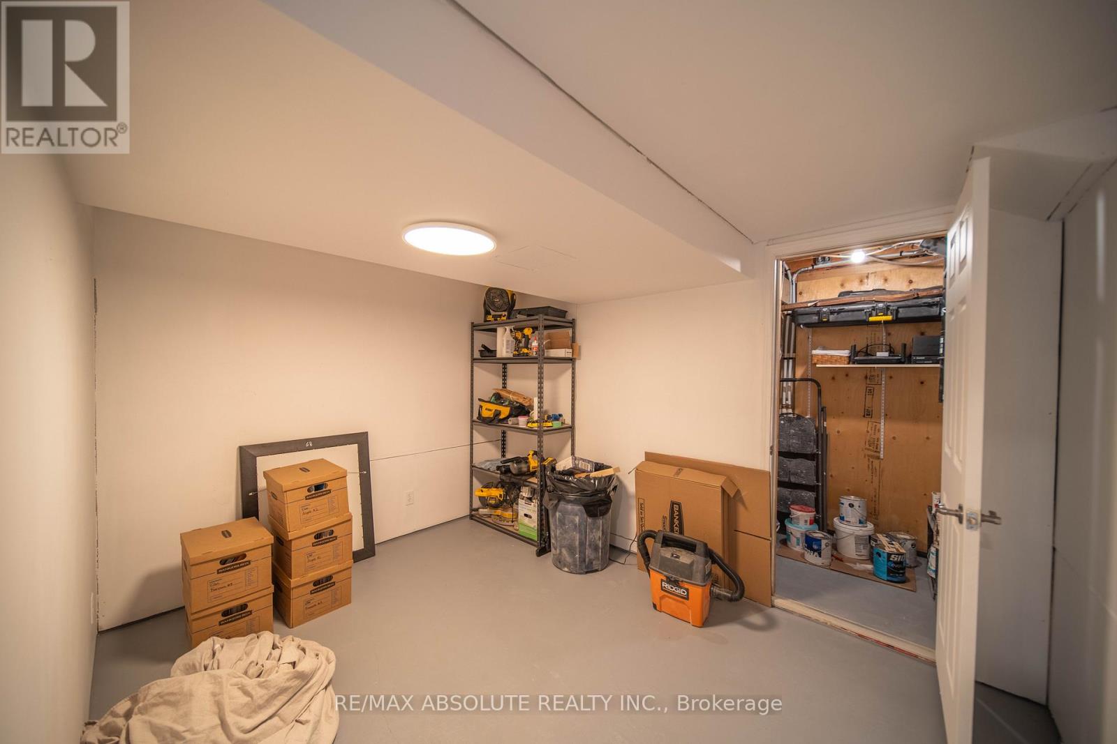 38 Duchesse Crescent Property Photo 23
