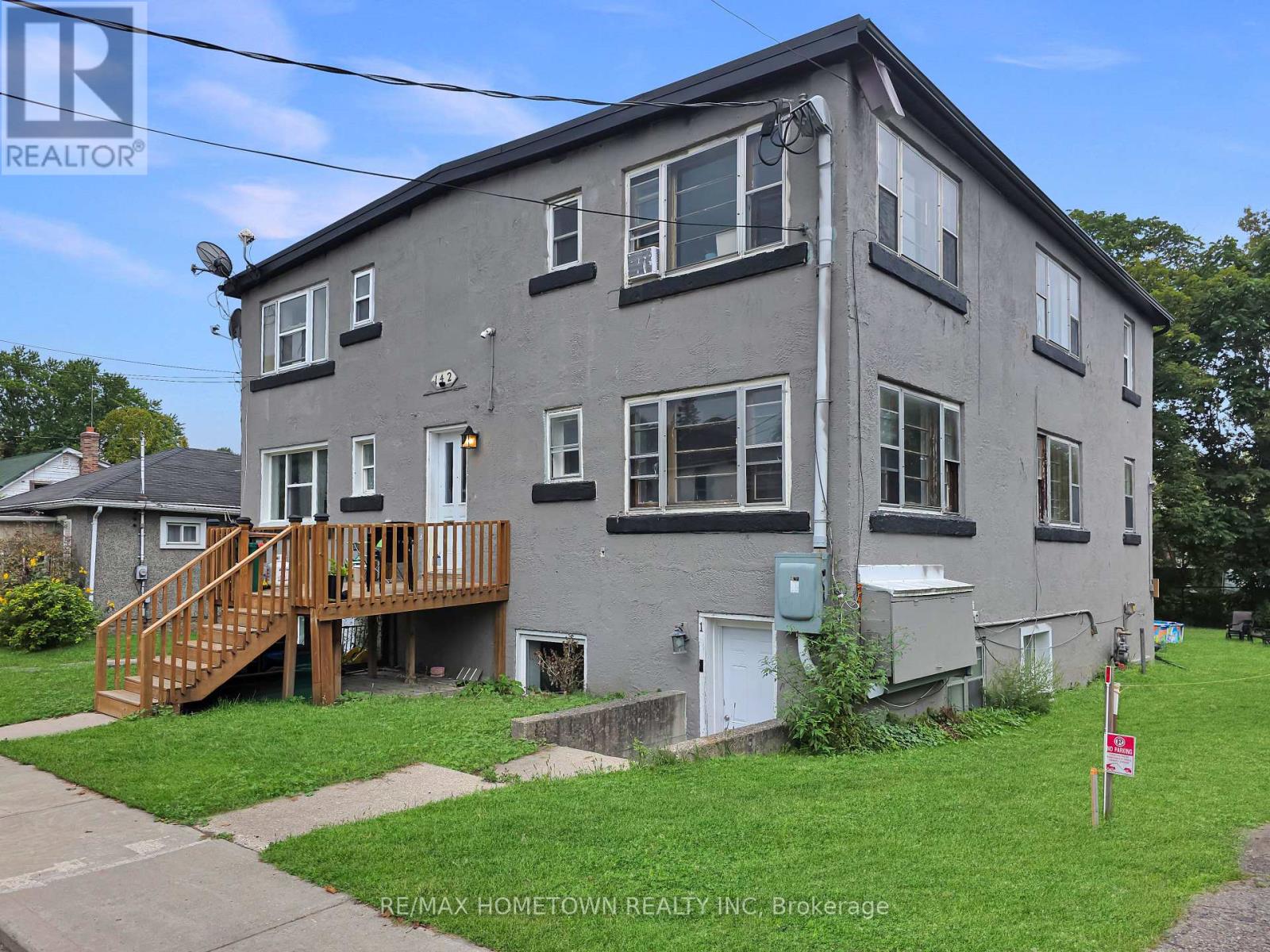 3 - 142 Brock Street Property Photo 3