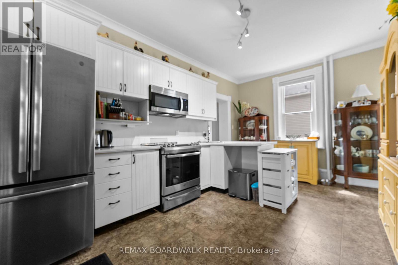19 North Street Property Photo 13