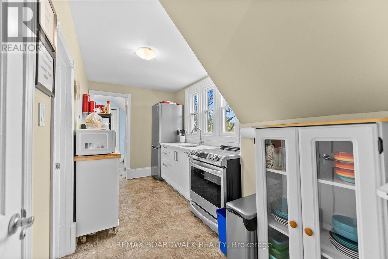 19 North Street Property Photo 39