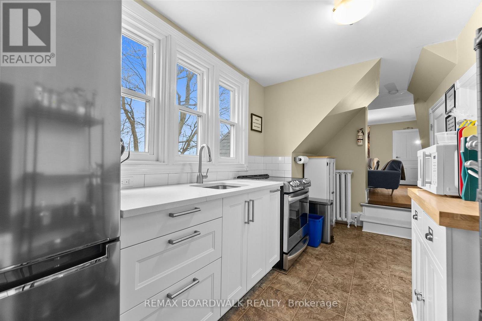 19 North Street Property Photo 40