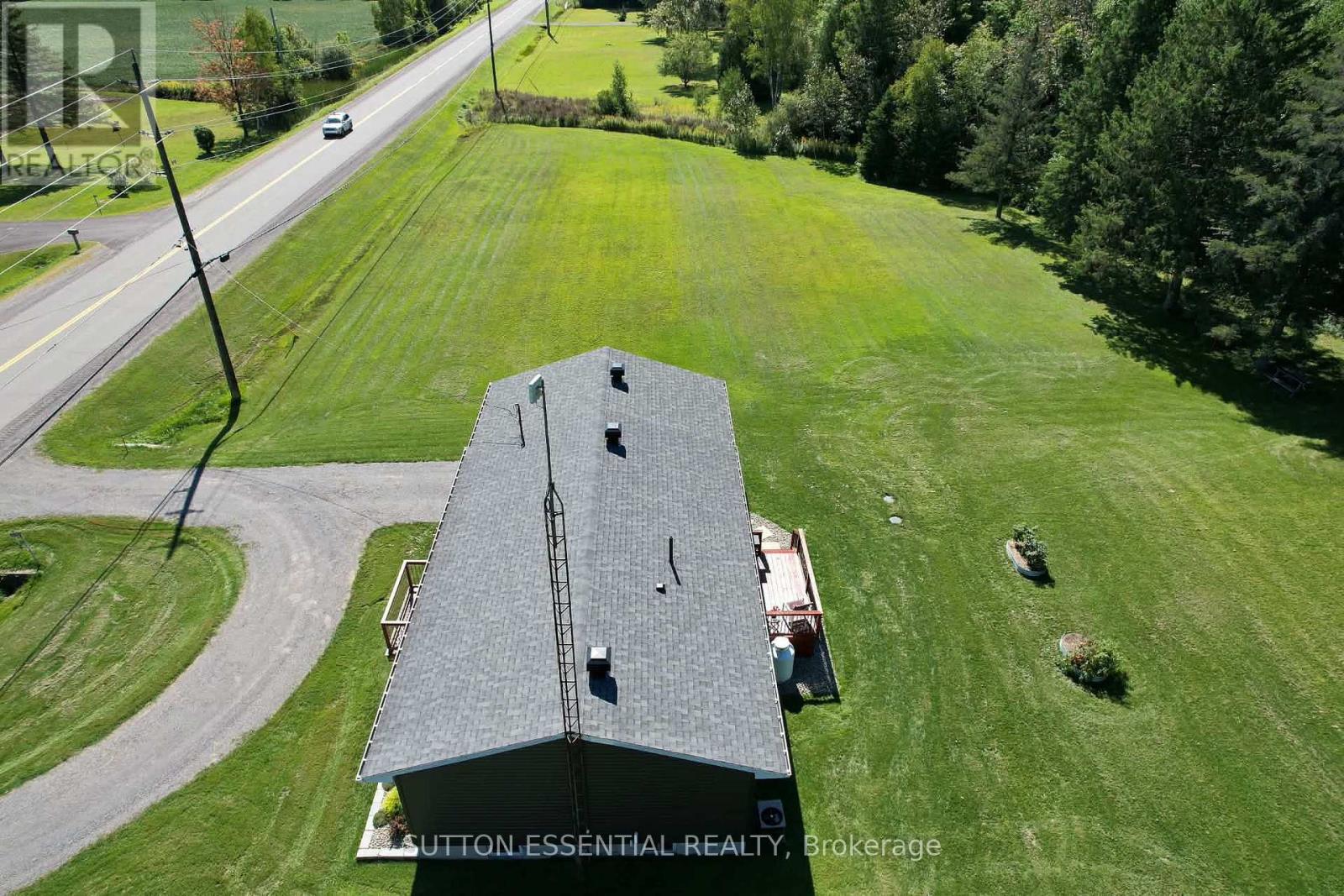 6174 County Rd 15 Road Property Photo 4