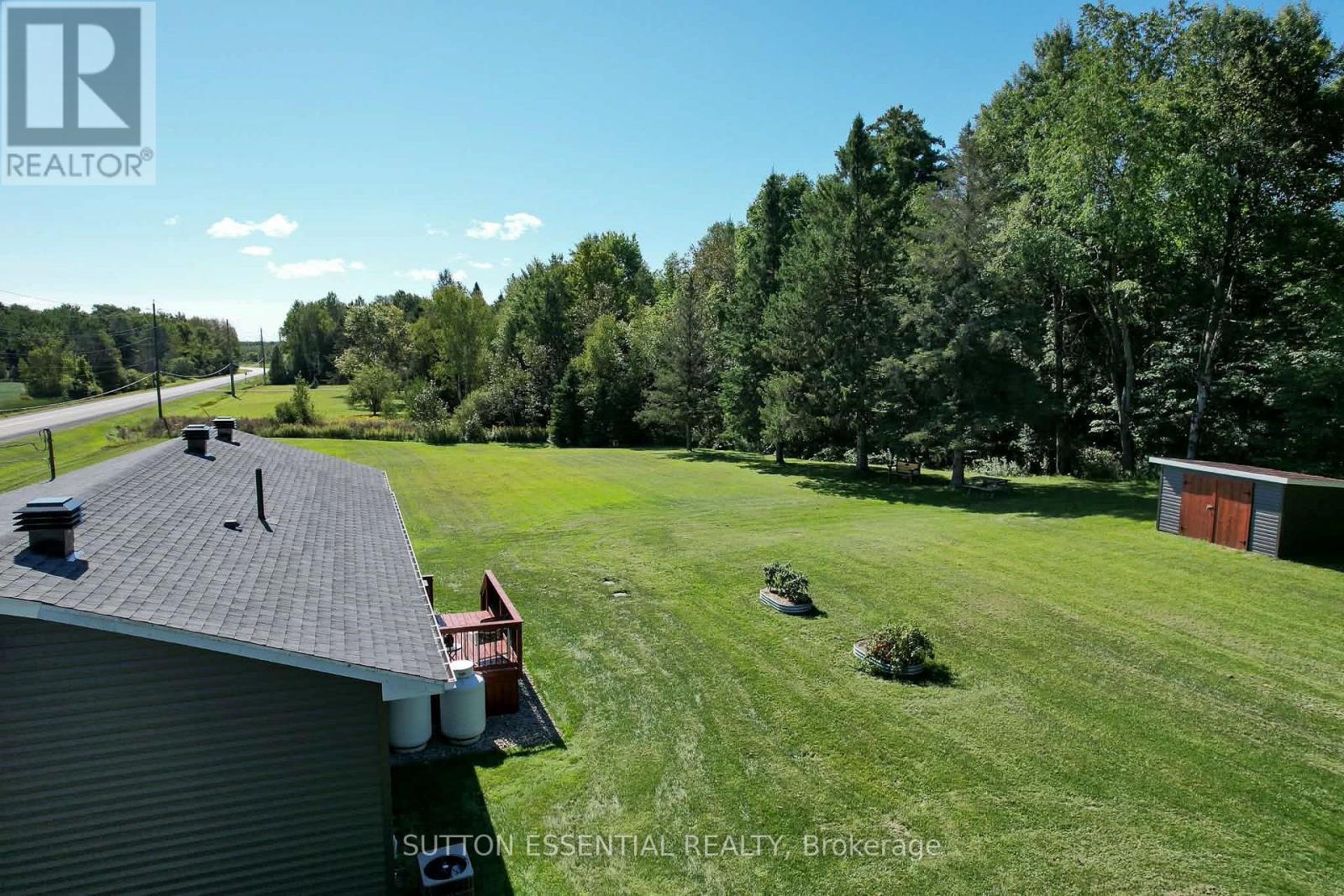 6174 County Rd 15 Road Property Photo 5
