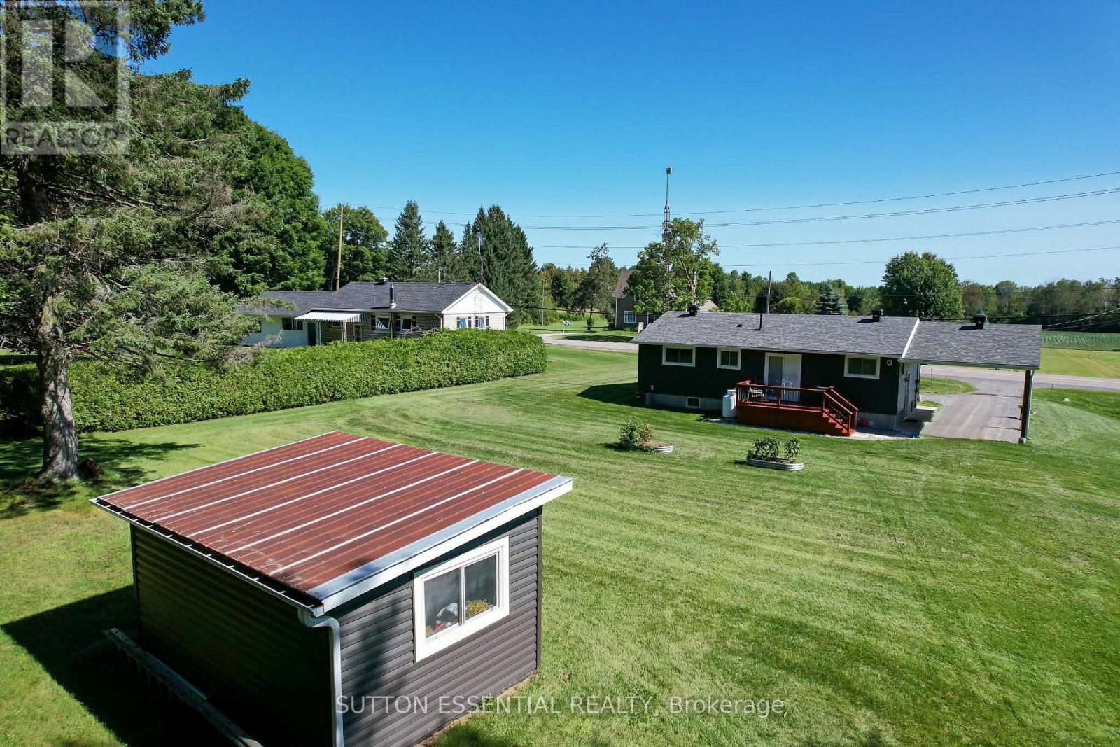 6174 County Rd 15 Road Property Photo 6