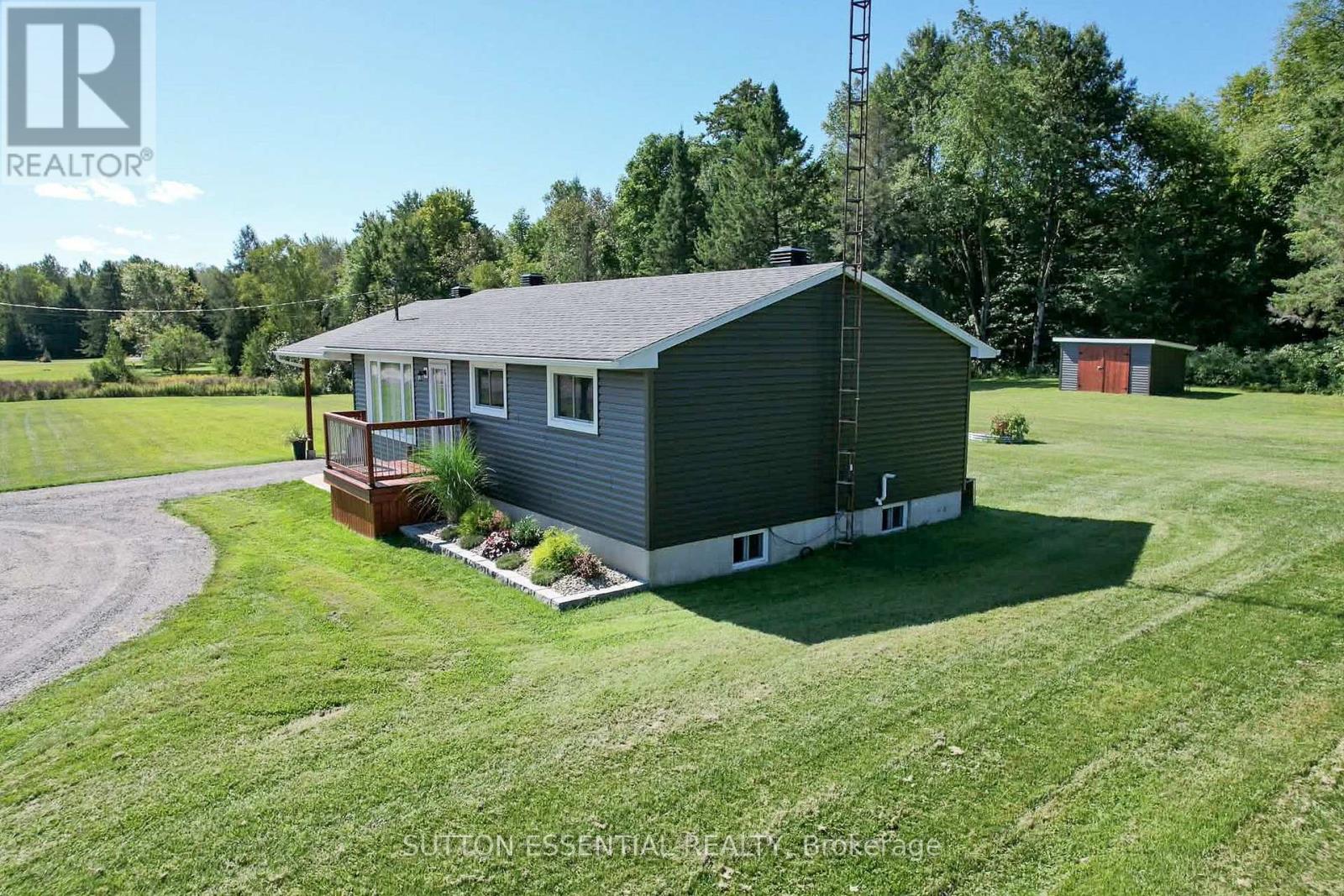 6174 County Rd 15 Road Property Photo 7