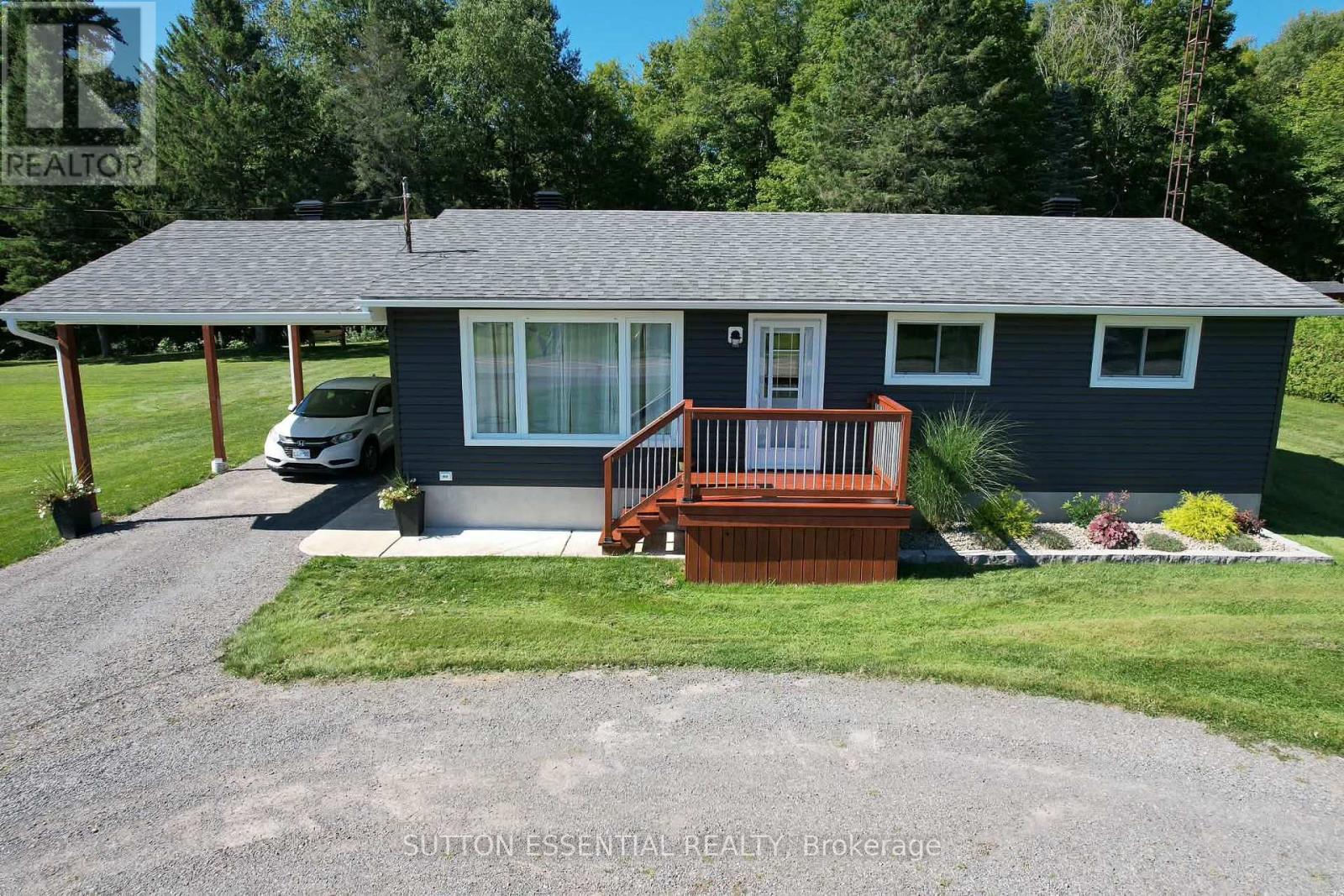 6174 County Rd 15 Road Property Photo 9