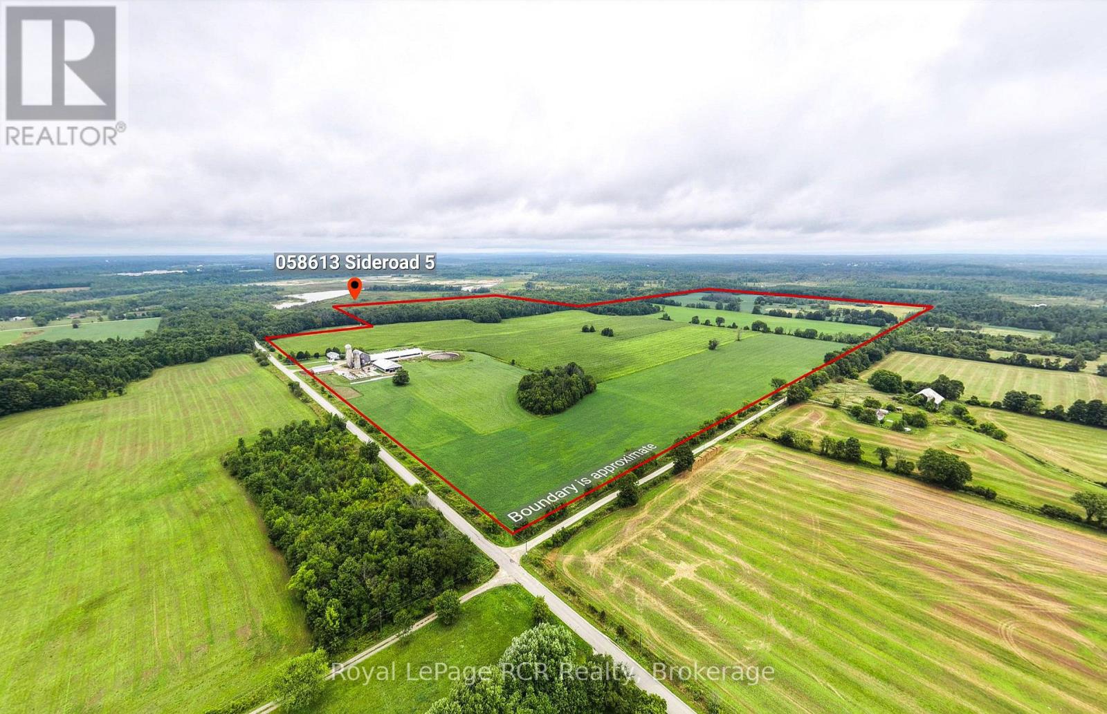 058613 Side 5 Road Property Photo 1