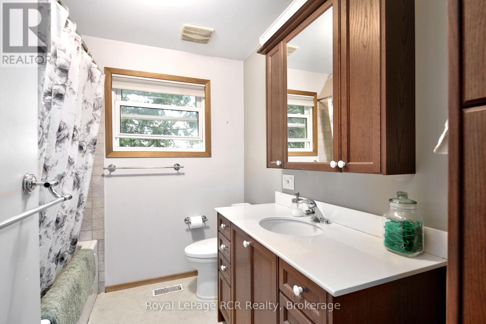 058613 Side 5 Road Property Photo 42