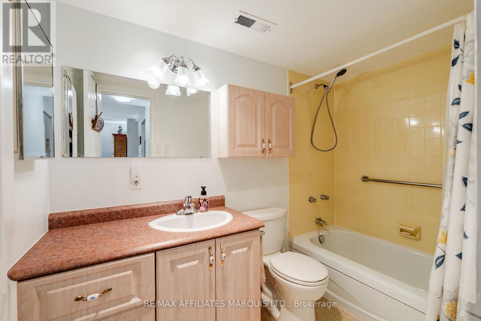 806 - 308 Second Street E Property Photo 23