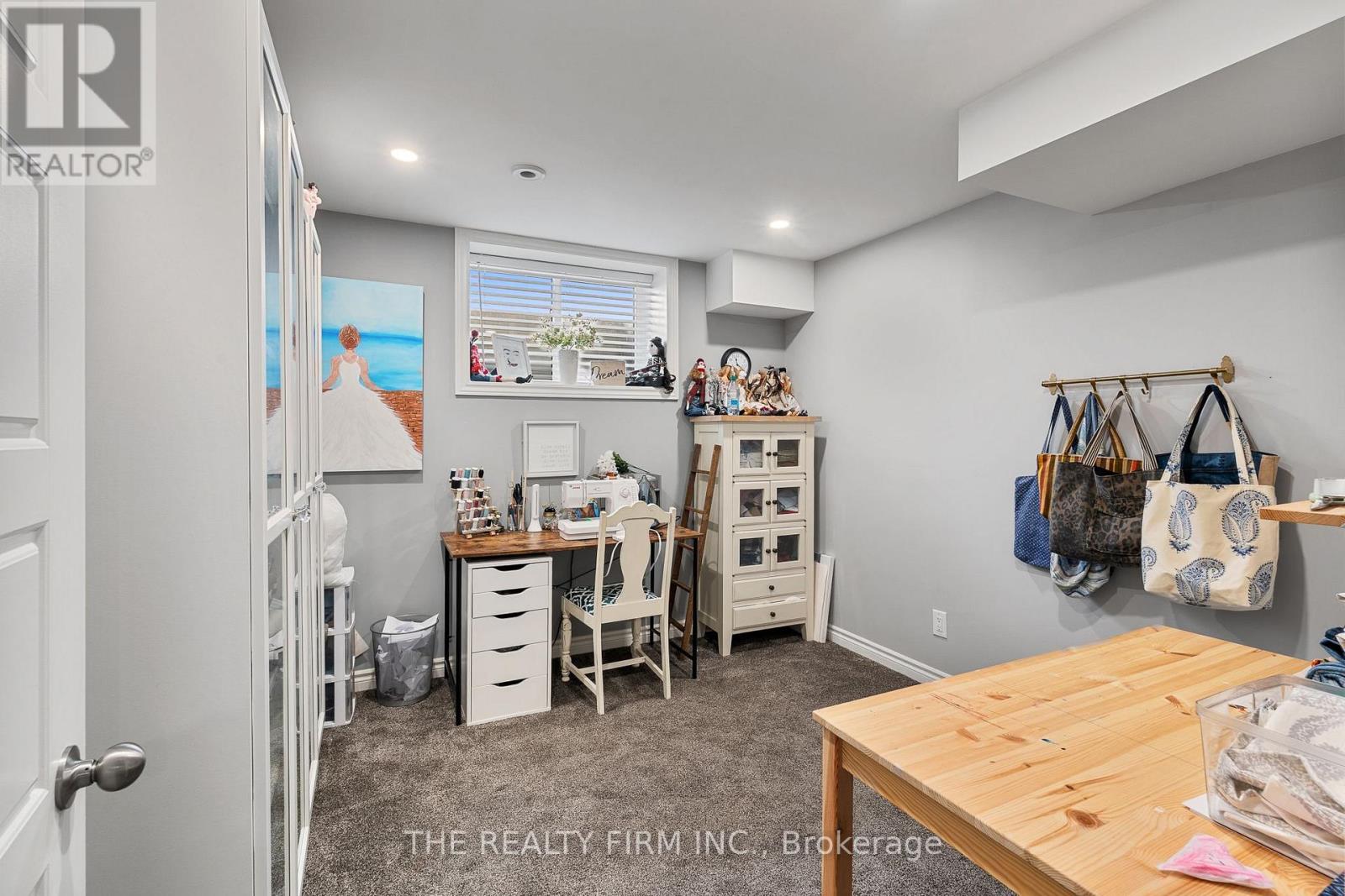 34 Ashberry Place Property Photo 30