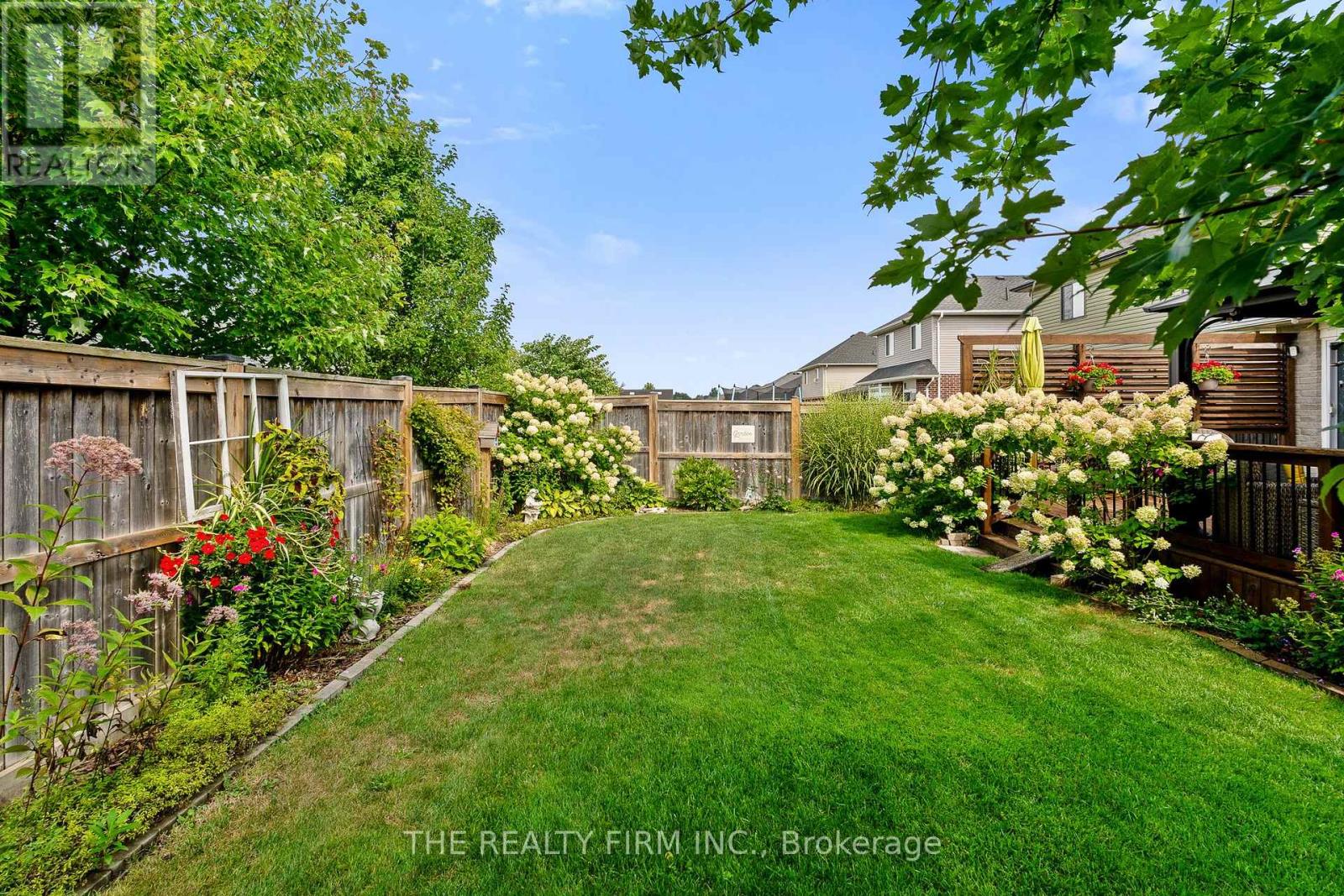 34 Ashberry Place Property Photo 36