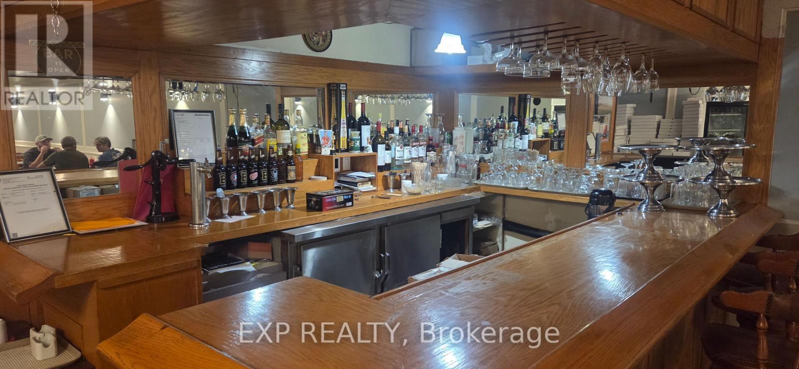 510 Dundas Street Property Photo 3