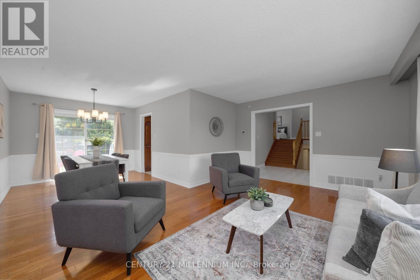 41 Douglas Crescent Property Photo 10